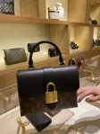 Louis Vuitton lock bb lock pack M44141