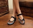 Women casual shoes Fashion Chinese Style shoes